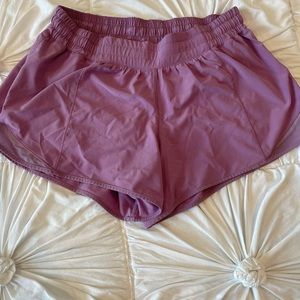 Lululemon hotty hot lines shorts 4”